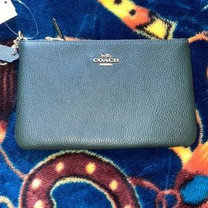 Hunter green COACH leather wristlet !
